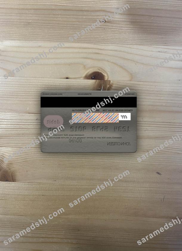 Germany N26 bank Germany debit mastercard photolook back